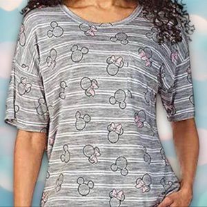 Disney Minnie Mouse Women’s Tee Shirt Top Size XL